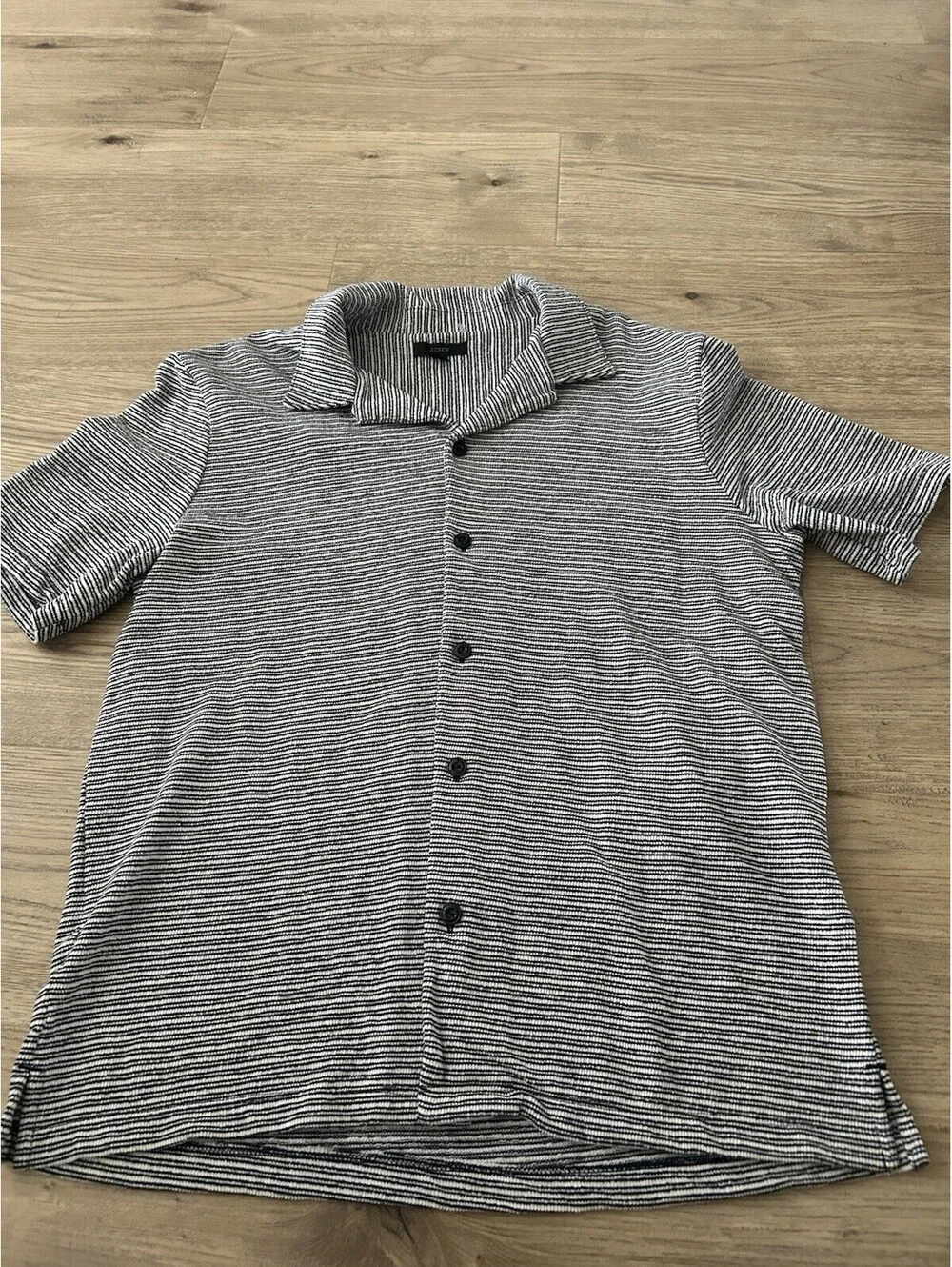 J Crew Men's Textured Camp Collar Knit Shirt In Stripe Short Sleeve Small